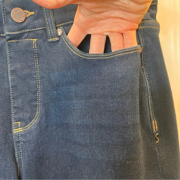 Soft Surroundings Ultimate Denim Relaxed Jean. Nightfall Wash. Size Small. - Picture 8 of 15